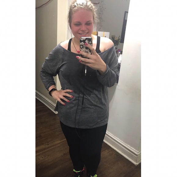 Meet your Posher, Alex - Picture 3 of 8